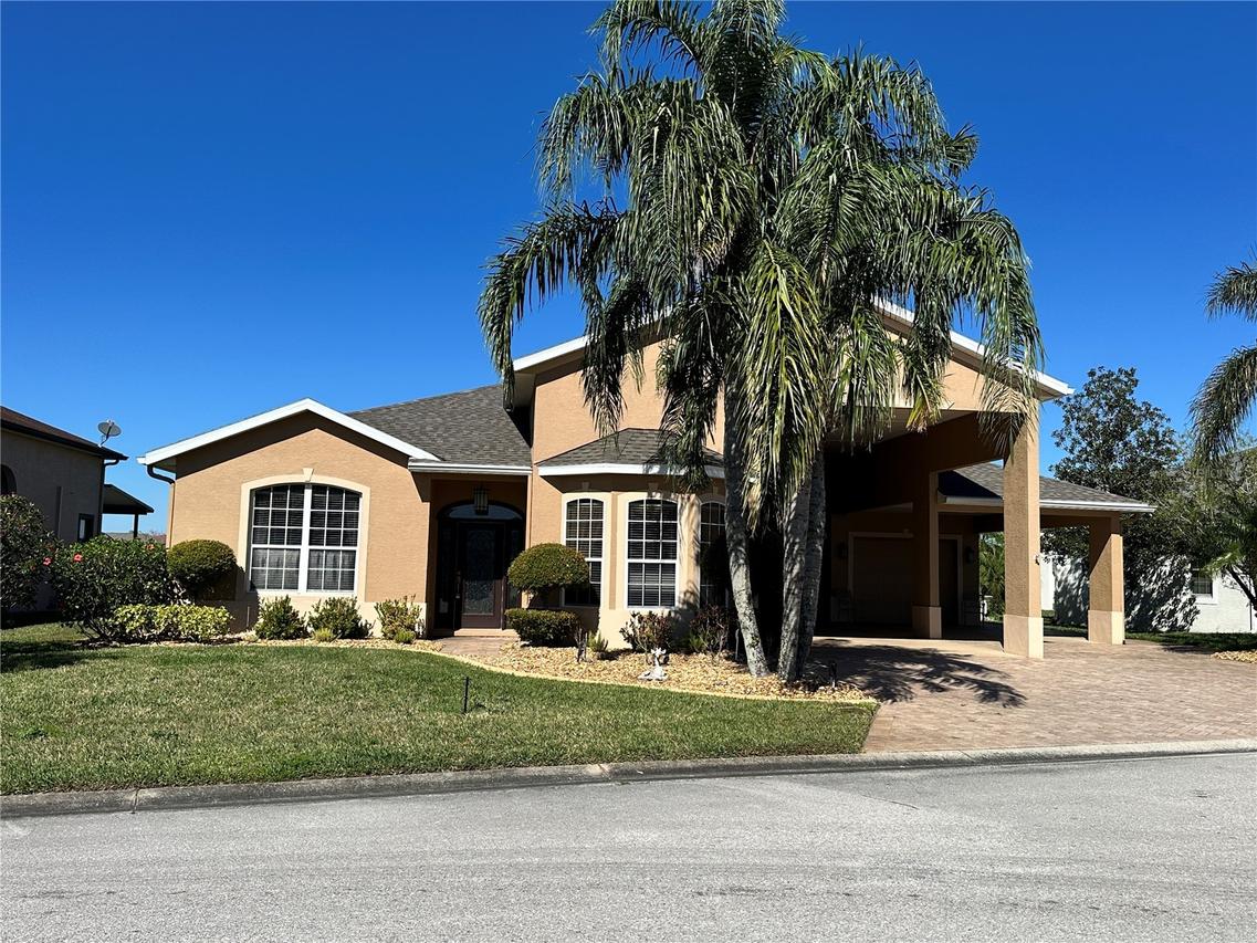 1015 Crossroads Dr., Polk City, FL 33868