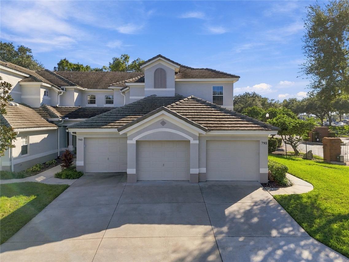 792 Grasslands Village Cir., Lakeland, FL 33803