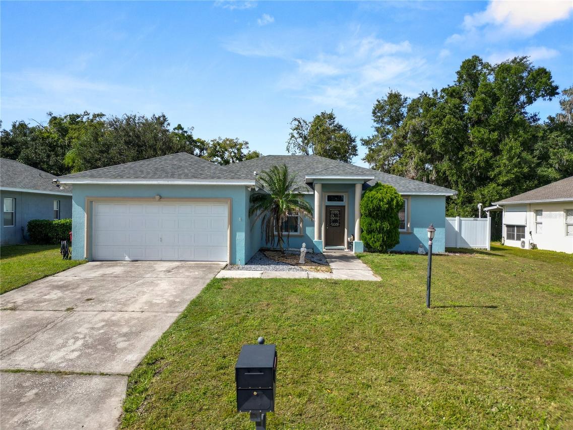 1703 Oakwood Estates Dr., Plant City, FL 33563