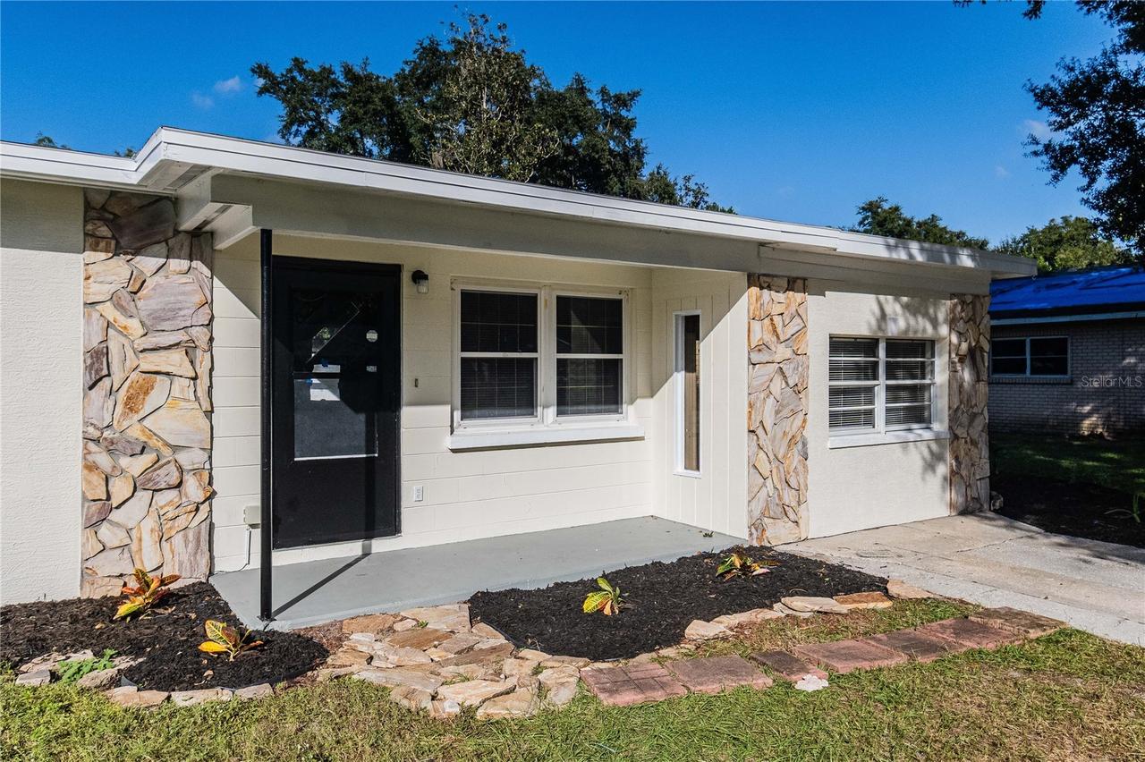 2707 Dixie Rd., Lakeland, FL 33801