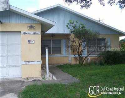 5615 E 41st St., Bradenton, FL 34203