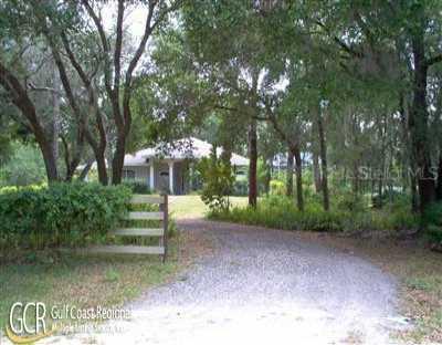1050 NE 134th St., Bradenton, FL 34212