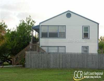 402 Clark Ln., Holmes Beach, FL 34217