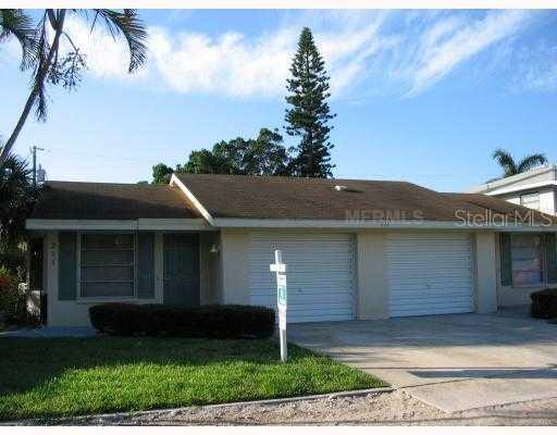 211 69th St., Holmes Beach, FL 34217