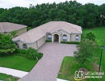 9002 Brookfield Ter., Bradenton, FL 34212