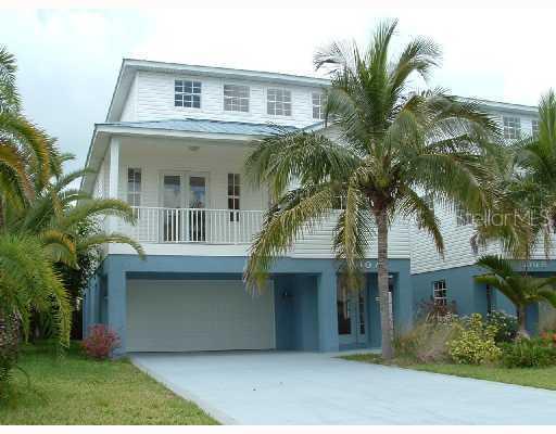 316 W 64th St, Holmes Beach, FL 34217