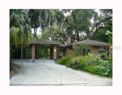 1305 W 19th St., Bradenton, FL 34205