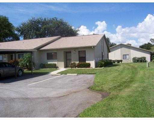 2717 W 60th Avenue Dr. #17, Bradenton, FL 34207