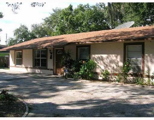1705 E 6th Ave., Bradenton, FL 34208