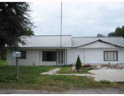 116 E 42nd Ave., Bradenton, FL 34208