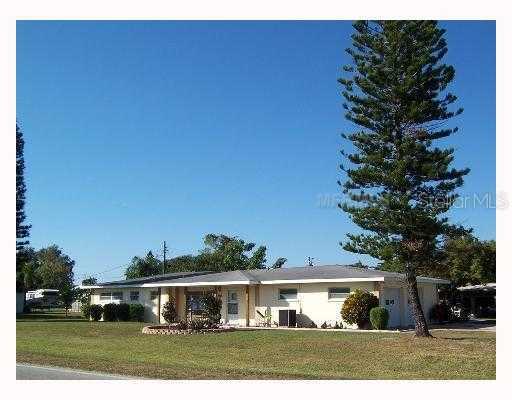 2805 W 57th Ave., Bradenton, FL 34207