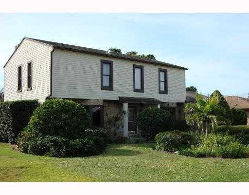 7715 25th Ave., Bradenton, FL 34209