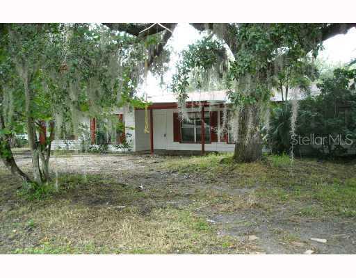 921 E 66th St., Bradenton, FL 34208
