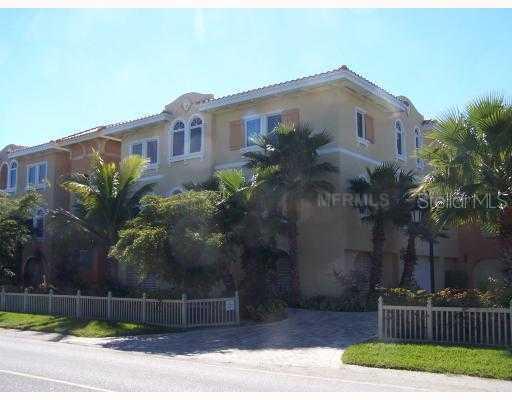 7318 Gulf Drive Dr. #9, Holmes Beach, FL 34217