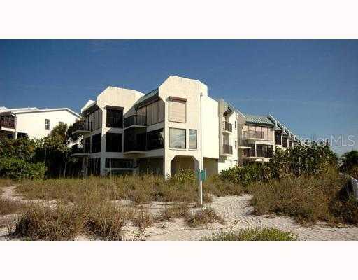 5608 Gulf Dr. #112, Holmes Beach, FL 34217
