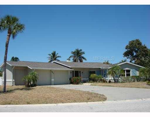 607 Concord Ln., Holmes Beach, FL 34217