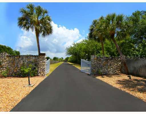 4929 E 37th St., Bradenton, FL 34203