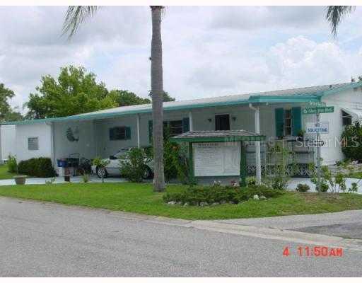 921 Faith Cir. #36, Bradenton, FL 34212