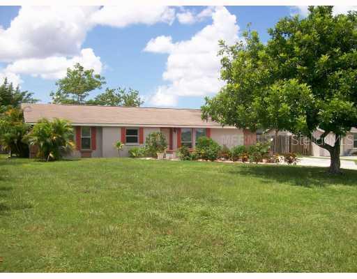 5815 32nd Avenue Dr., Palmetto, FL 34221