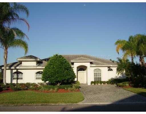 7582 Camden Harbour Dr., Bradenton, FL 34212