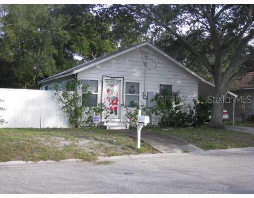 613 17th St., Bradenton, FL 34208