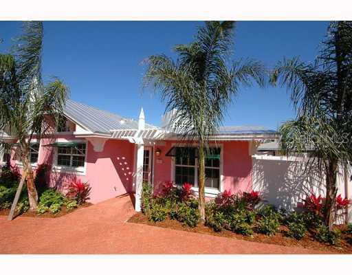 3201 Gulf Dr. #1, Holmes Beach, FL 34217