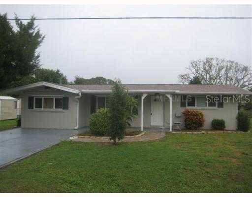 1570 David Pl., Englewood, FL 34223