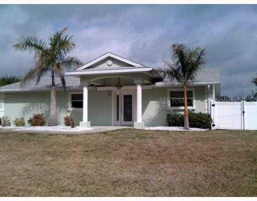 4213 1st Ave., Bradenton, FL 34208