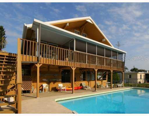 511 74th St., Holmes Beach, FL 34217