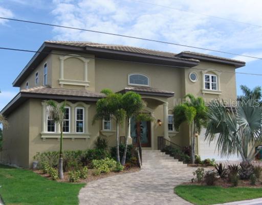 505 68th St., Holmes Beach, FL 34217