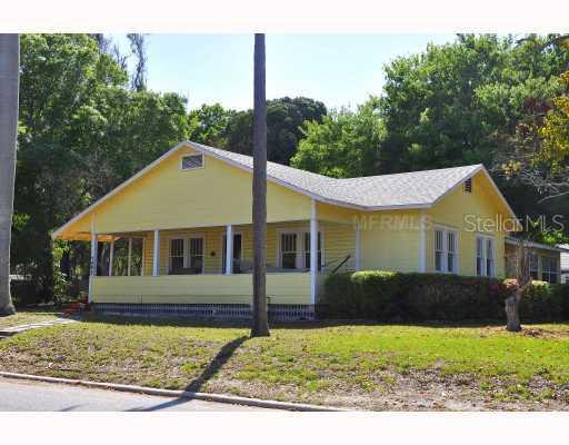 1202 W 22nd St., Bradenton, FL 34205