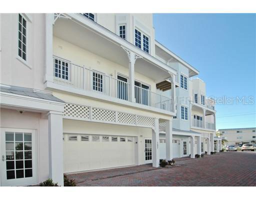 113 N 10th St., Bradenton Beach, FL 34217