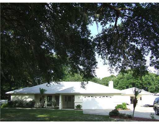 4305 62nd St., Bradenton, FL 34208