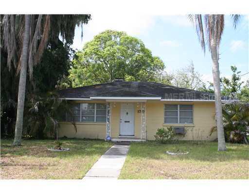 1717 14th Ave., Bradenton, FL 34205