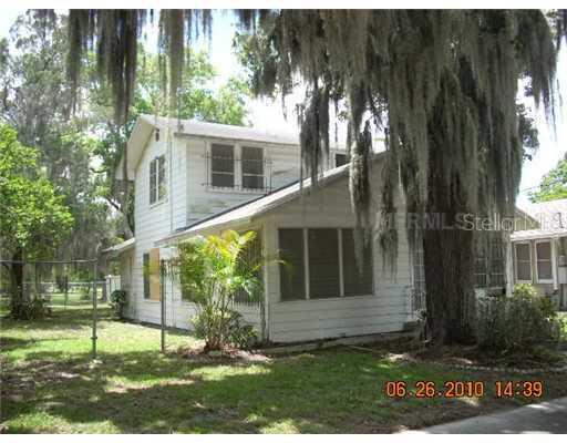 318 12th St., Bradenton, FL 34208