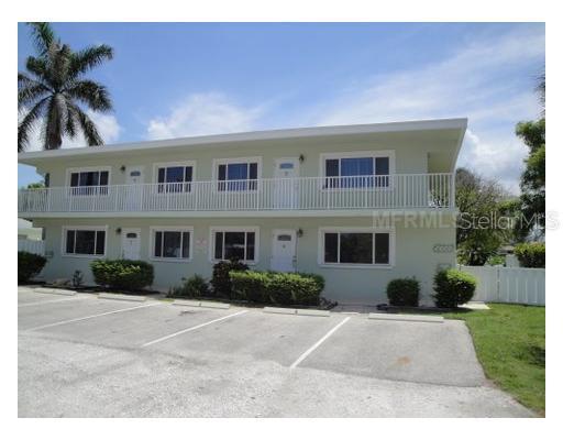 3000 Gulf Dr. #6, Holmes Beach, FL 34217