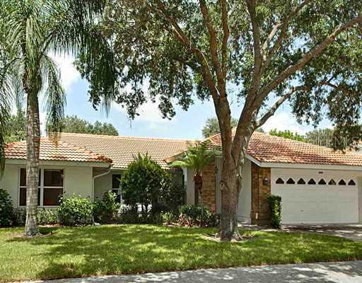 5806 Garden Lakes Majestic, Bradenton, FL 34203