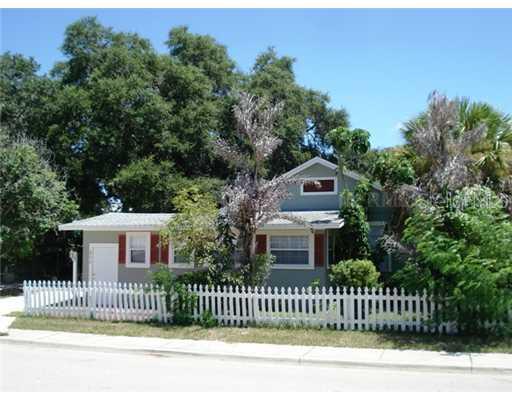 806 11th Ave., Palmetto, FL 34221