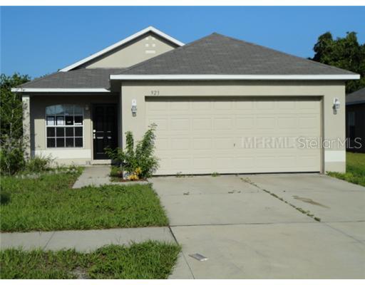 923 Brenton Leaf Dr., Ruskin, FL 33570