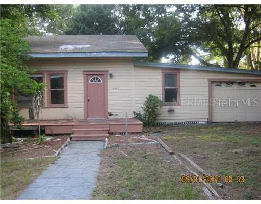 2455 Floyd St., Sarasota, FL 34239