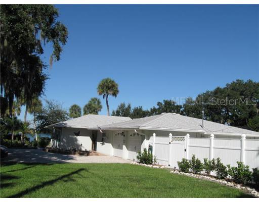 108 61st St., Palmetto, FL 34221