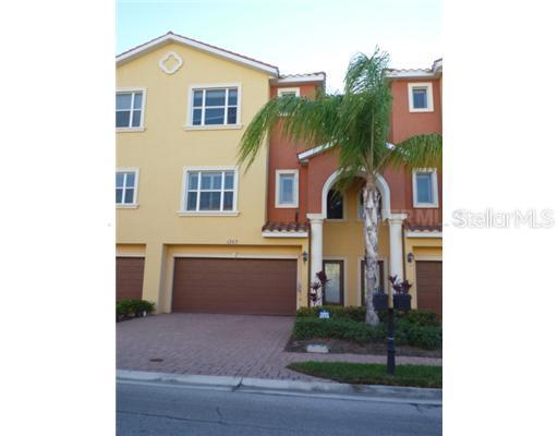 1203 3rd Street Cir., Palmetto, FL 34221