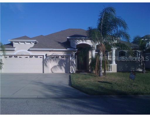 7633 Heyward Cir., Bradenton, FL 34201