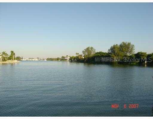 534 70th St., Holmes Beach, FL 34217