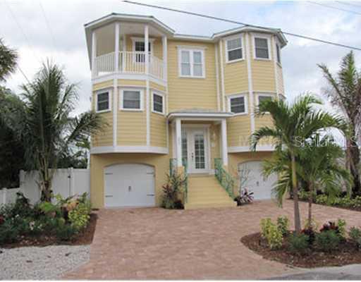 202 72nd St., Holmes Beach, FL 34217