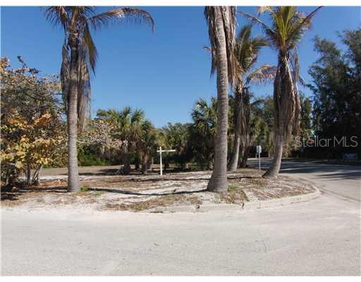 521 Broadway St., Longboat Key, FL 34228
