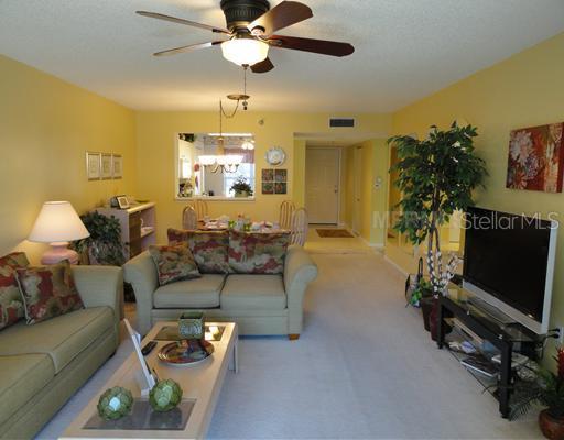 3950 Ironwood Cir. #205, Bradenton, FL 34209