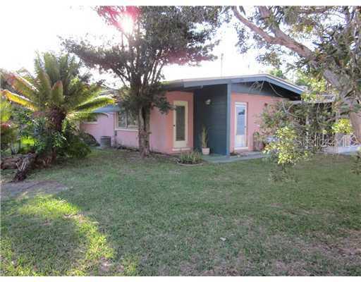 2703 Avenue B, Holmes Beach, FL 34217