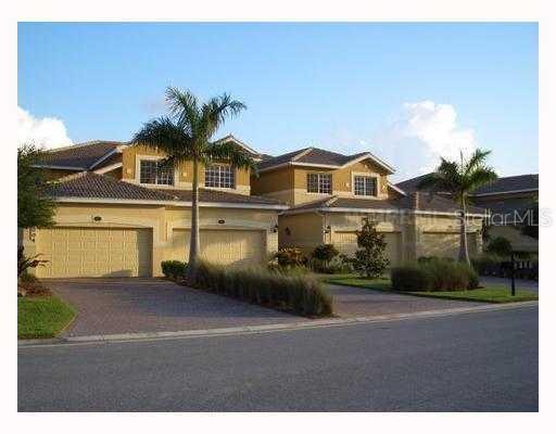 319 Winding Brook Ln. #101, Bradenton, FL 34212