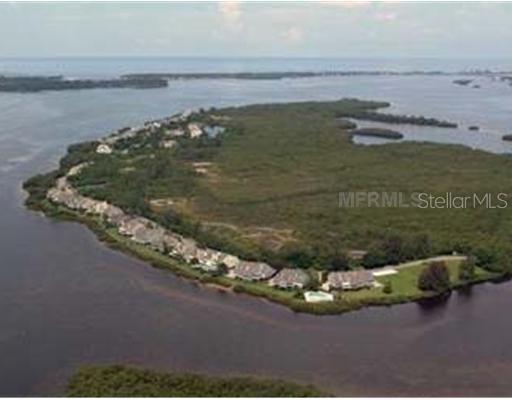 107 Tidy Island Blvd., Bradenton, FL 34210